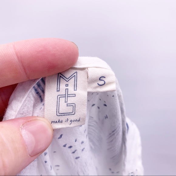 Make It Good White Leaf Print Sundress Size Small - Picture 6 of 7